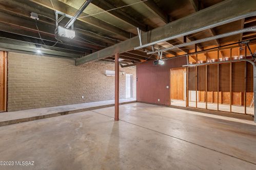 1959 Omar Dr, Tucson AZ  85704-1242 exterior