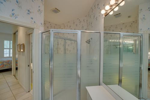 320 Bentley Cir, Fort Pierce FL 34986-2475 exterior