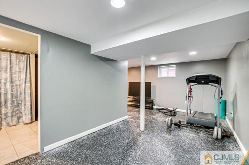 32 2nd St, Perth Amboy NJ 08861-4608 exterior