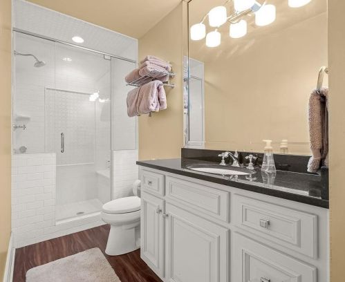 1647 Riverside Dr, Gainesville GA 30501-1837 exterior