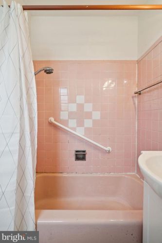 1127 Daly St, Philadelphia PA  19148-3018 exterior