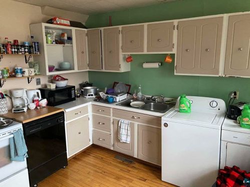 219 28 Ave, Duluth MN 55806-1435 exterior