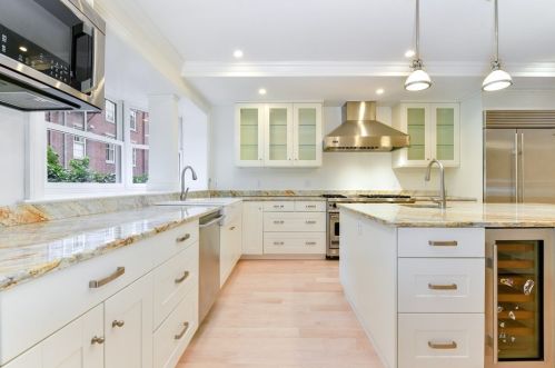 48 Mount Vernon St, Boston MA  02132-2810 exterior