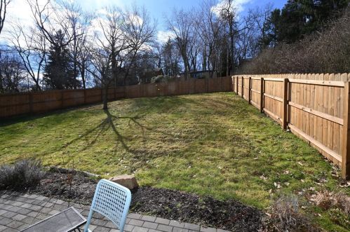 264 Cascade Rd, Pittsburgh PA  15221-4464 exterior