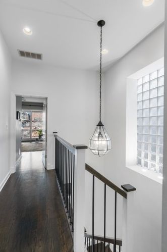 1626 Hermitage Ave, Chicago IL 60622-1402 exterior