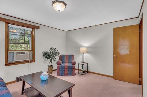 52 Cataract Ave, Dover NH 03820-3902 exterior