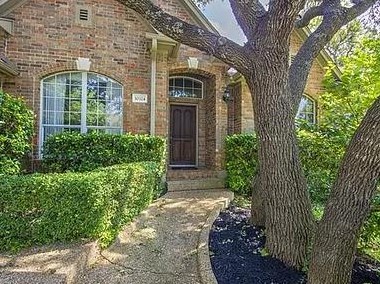 10324 Ember Glen Dr, Austin TX  78726-1392 exterior