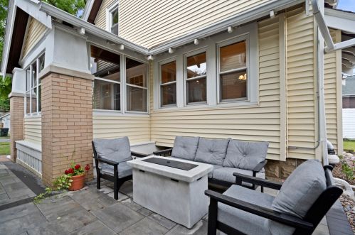 3563 Cramer St, Milwaukee WI 53211-2506 exterior