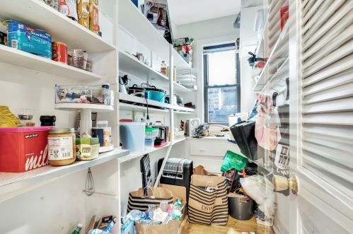 4710 Artesian Ave, Chicago IL 60659-5035 exterior