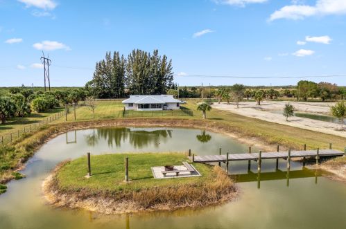 9600 Carlton, Fort Pierce FL 34987-3403 exterior