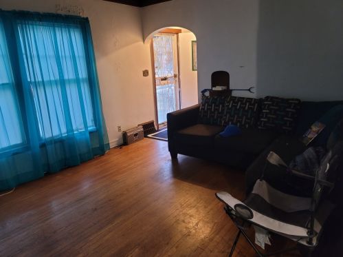 3433 16 St, Milwaukee WI 53206-2340 exterior