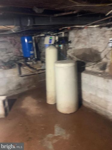 2665 Centennial Rd, Hanover PA 17331-9065 exterior