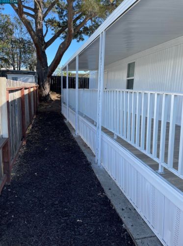 10 Hanford Ave, Concord, CA 94518-2024