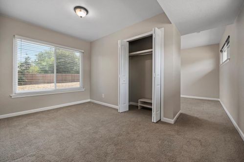 1802 Edgehill Dr, San Antonio TX 78209-2023 exterior