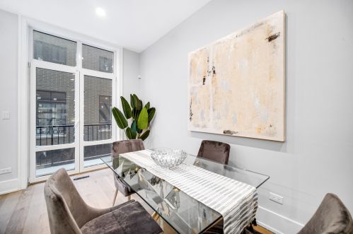 6227 Ellis Ave, Chicago IL 60653-3615 exterior