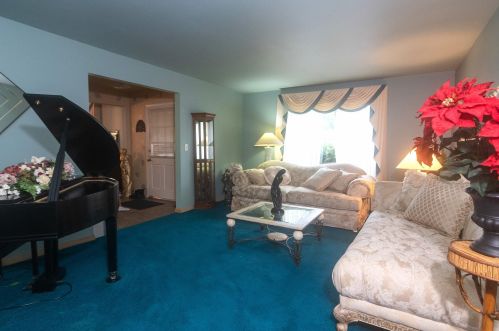 8236 37, Milwaukee WI 53210-3047 exterior