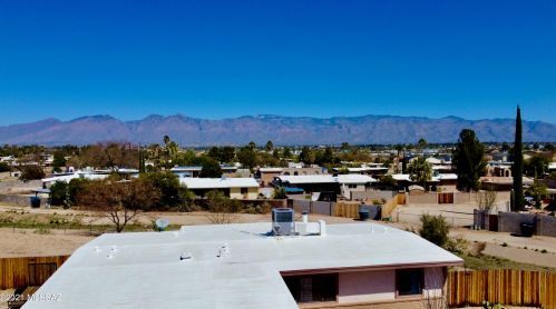 7717 34 St, Tucson AZ 85710-6061 exterior