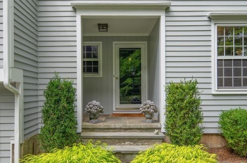 85 Old Kings Hwy, Wilton, CT 06897-3720