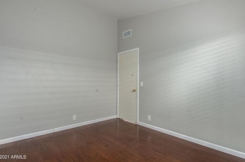 18611 43rd St, Phoenix AZ 85050-8805 exterior