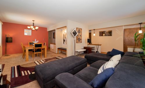 8130 Celina St, Milwaukee, WI 53224-2906