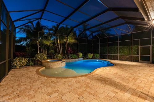 6517 Roma Way, Naples, FL 34113-1720