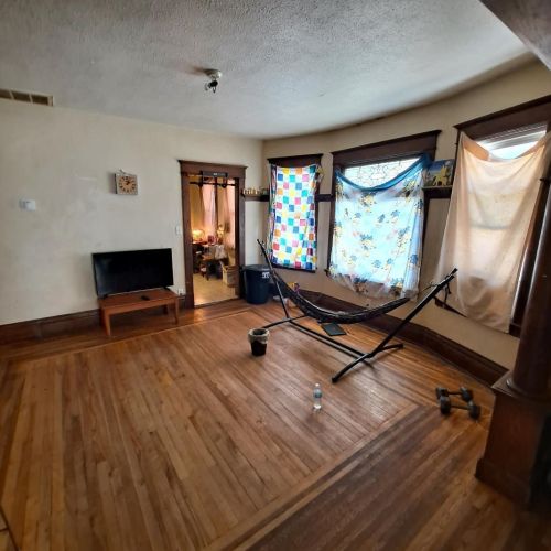 523 Case Ave, Saint Paul MN 55130-4013 exterior