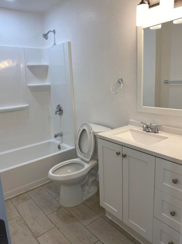 712 9 St, Fort Pierce FL 34950-8534 exterior