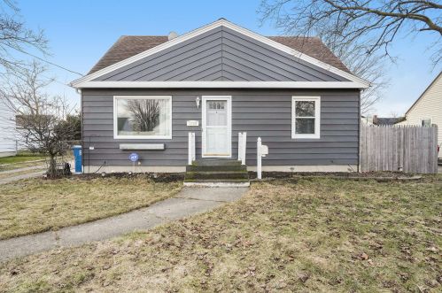 1036 Cricklewood St, Wyoming MI  49509-2843 exterior