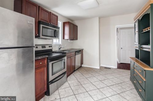 1923 Carpenter St, Philadelphia PA  19146-2614 exterior