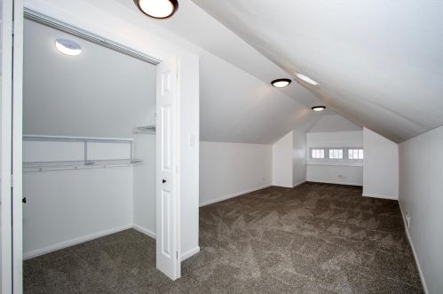 7659 Indiana Ave, Chicago IL 60619-2330 exterior