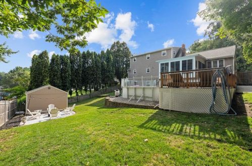 36 Mulberry Cir, Providence RI 02919-2534 exterior