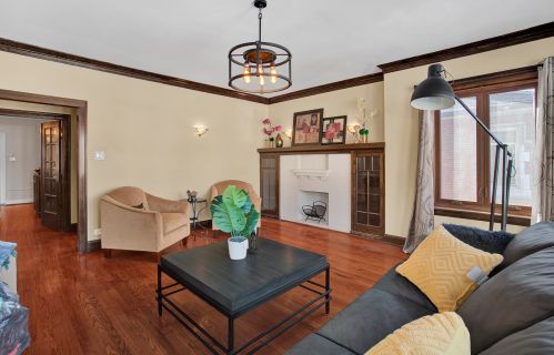 10135 Bell Ave, Chicago IL 60643-1905 exterior