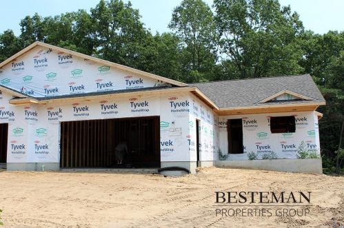 1446 Addison Way, Meskegon, MI 49445-1171