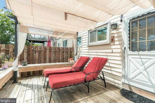 497 Lemonte St, Philadelphia PA  19128-4534 exterior