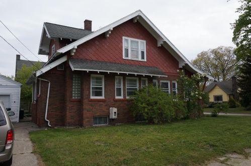 1634 Mcgraft St, Meskegon, MI 49441-1715