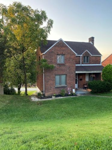 135 Owendale Ave, Pittsburgh PA  15227-1934 exterior