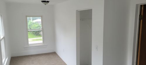 230 Michigan Ave, Three Rivers MI 49093-2122 exterior