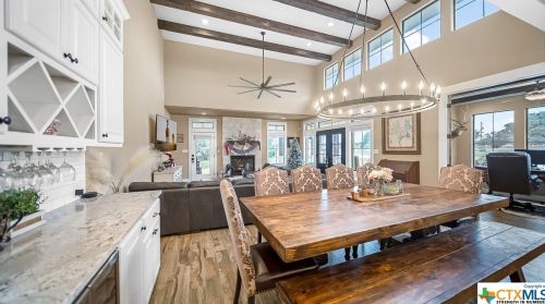 117 Falling Leaves Ct, Spring Branch TX 78070-6373 exterior