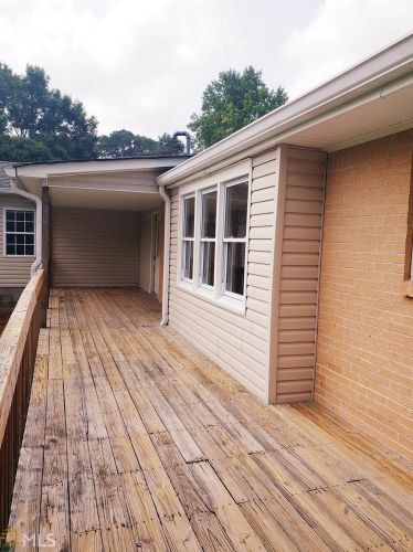 2294 Amber Wood Dr, Lithonia GA 30078-2601 exterior