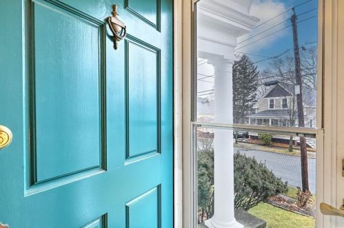 20 Lorimer Ave, Providence, RI 02906-3607