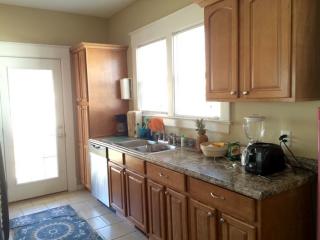 611 Normal St, Springfield MO  65807-1661 exterior