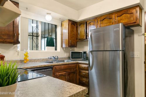 4510 Glenn St, Tucson AZ 85716-2128 exterior