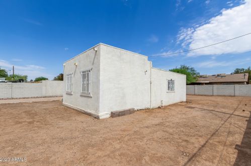2524 Campbell Ave, Phoenix, AZ 85016-4908
