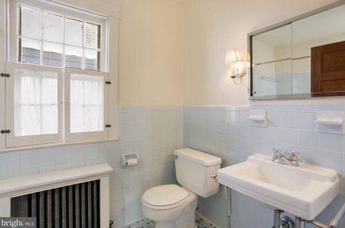 3941 Legation St, Washington DC 20015-2919 exterior