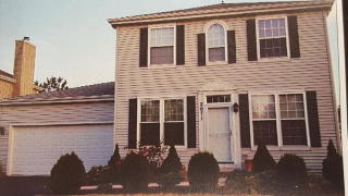 2071 Fescue Dr, Aurora IL  60504-4308 exterior