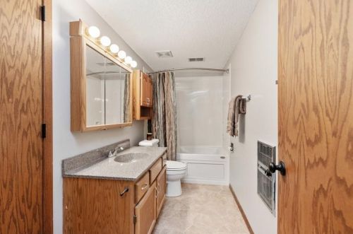 14329 Ebony Ln, Saint Paul MN 55124-6444 exterior