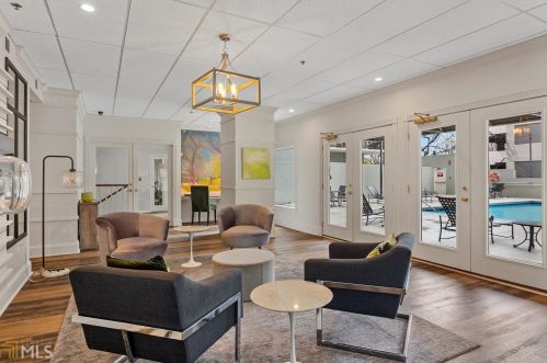 275 13th St, Atlanta GA 30309-3618 exterior