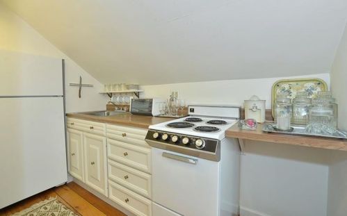 4919 Centre Ave, Pittsburgh PA 15213-1896 exterior