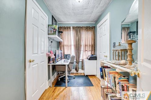 32 2nd St, Perth Amboy NJ 08861-4608 exterior