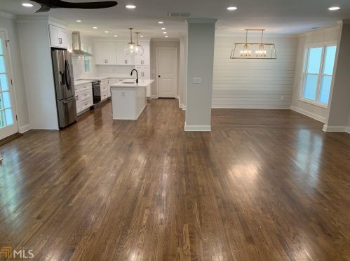 2565 Hawthorne Dr, Atlanta GA 30345-2039 exterior